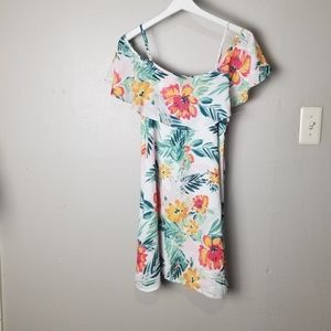 Mary & Mabel floral cold shoulder dress si…